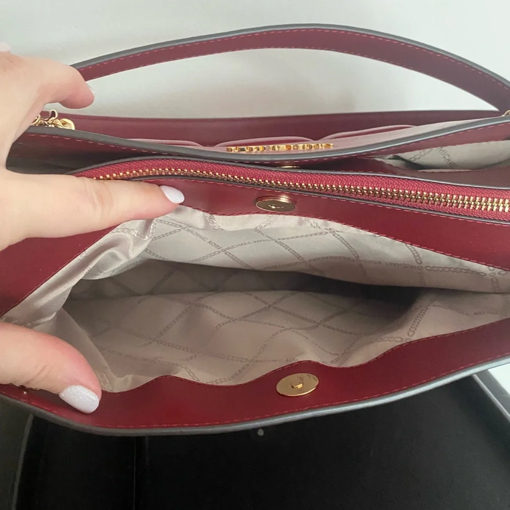 Michael Kors Burgundy Quilted Shoulder Bag - Picture 6 of 12